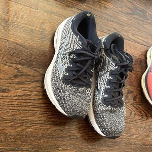 Mizuno Wave Inspire 17